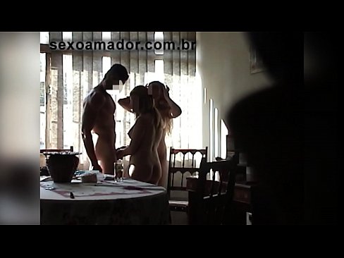❤️ Amigos sexuais convidam um homem gigante e uma ménage à trois com ele ❌ Apenas porno em porno pt-br.mouthporn.ru ️❤